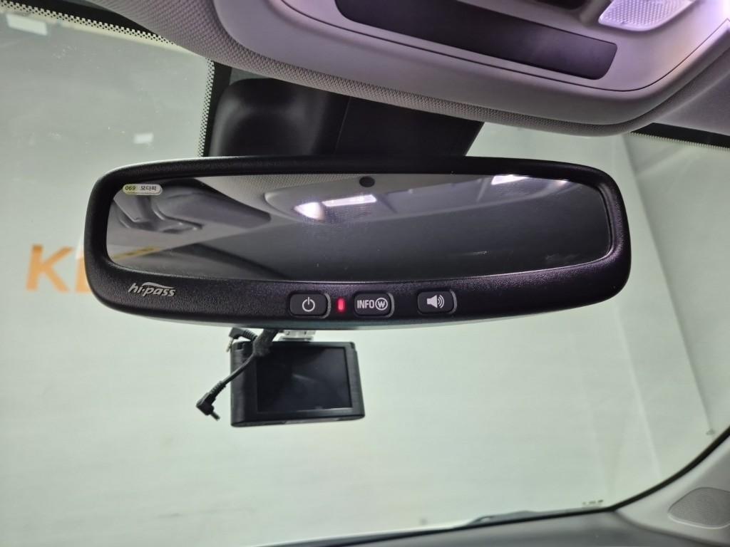 Chevrolet Malibu 2019 Blanco - Importación desde Corea - HF Imports Iquique - Foto 17