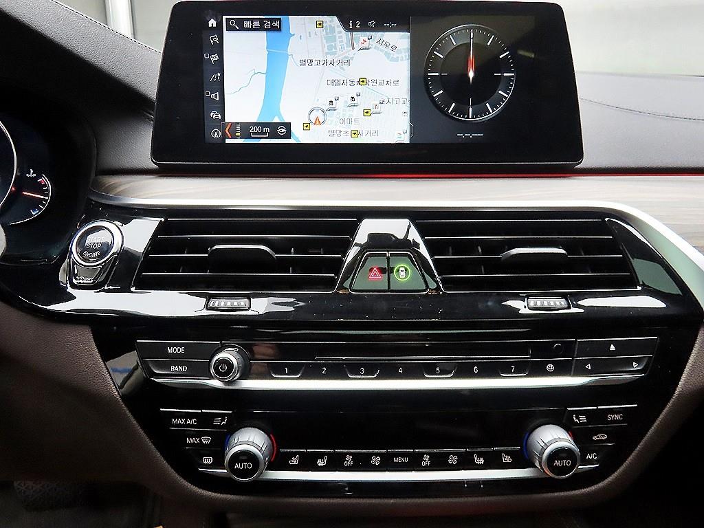 BMW 5 Series 2018 - Importación desde Corea - HF Imports Iquique - Foto 13