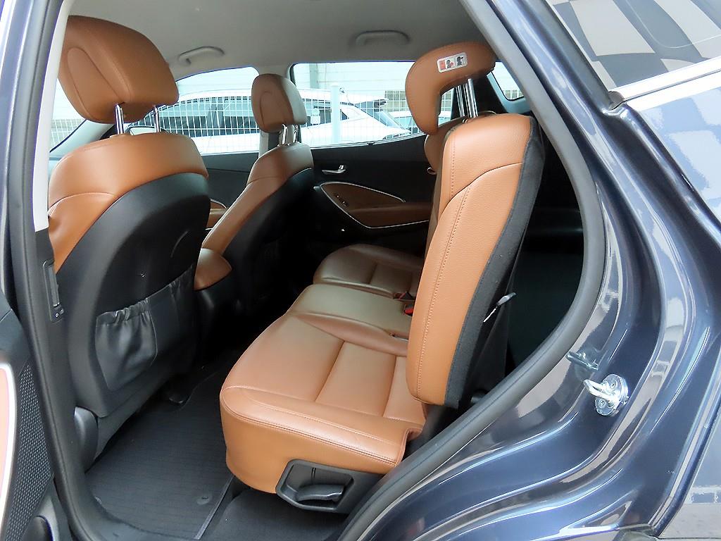 HYUNDAI Santa Fe - Vista 6
