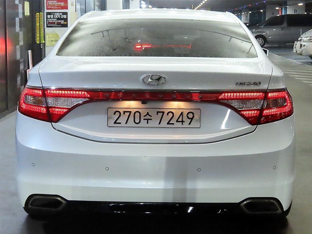 HYUNDAI Grandeur - Vista 5