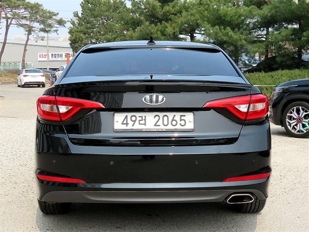 HYUNDAI Sonata - Vista 4