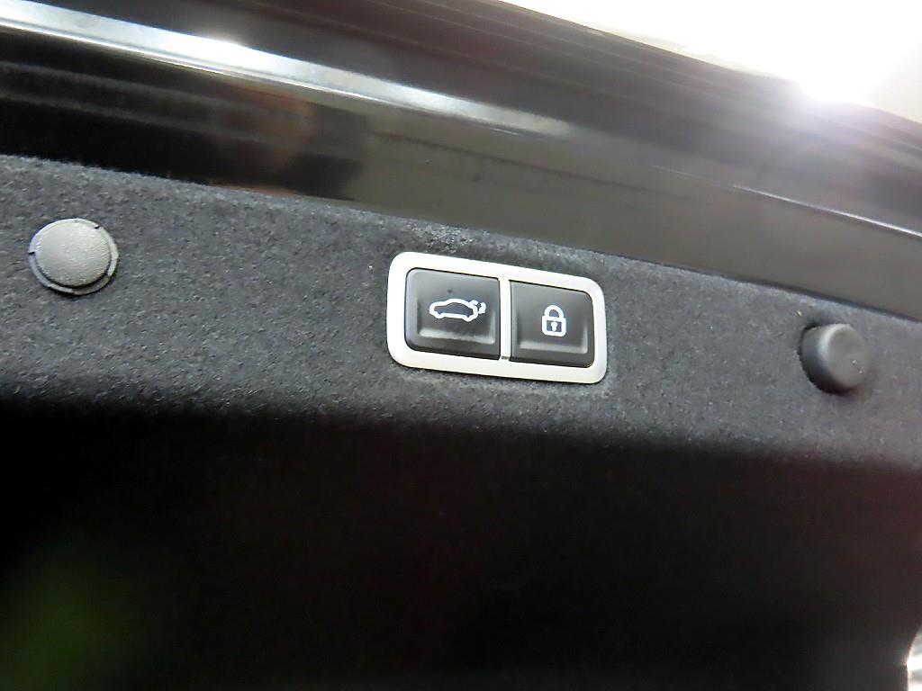 HYUNDAI Grandeur 2023 Negro - Importación desde Corea - HF Imports Iquique - Foto 17