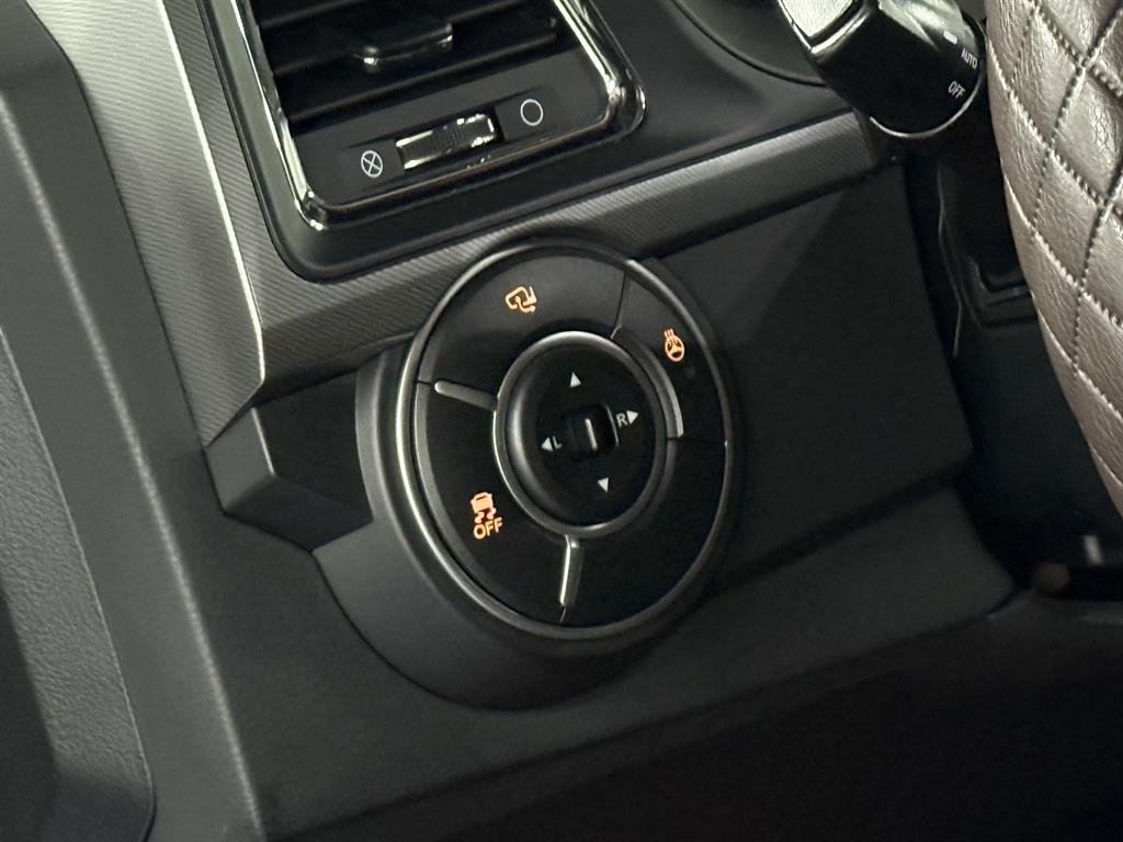 Ssangyong Korando - Vista 9