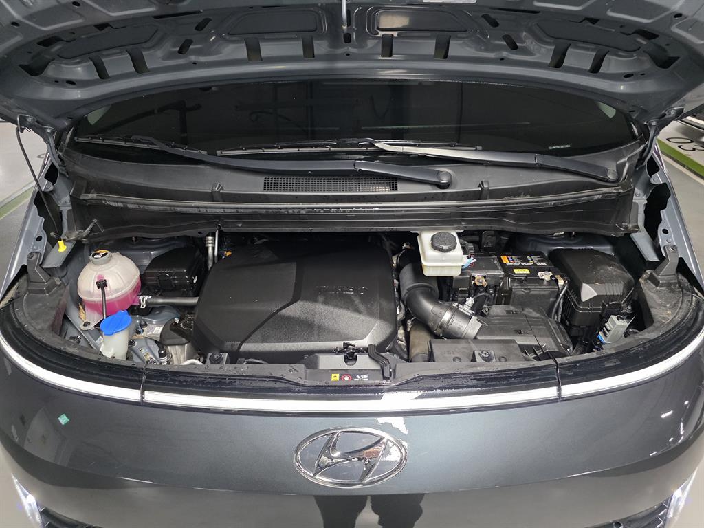 HYUNDAI Staria 2024 Gris - Importación desde Corea - HF Imports Iquique - Foto 18