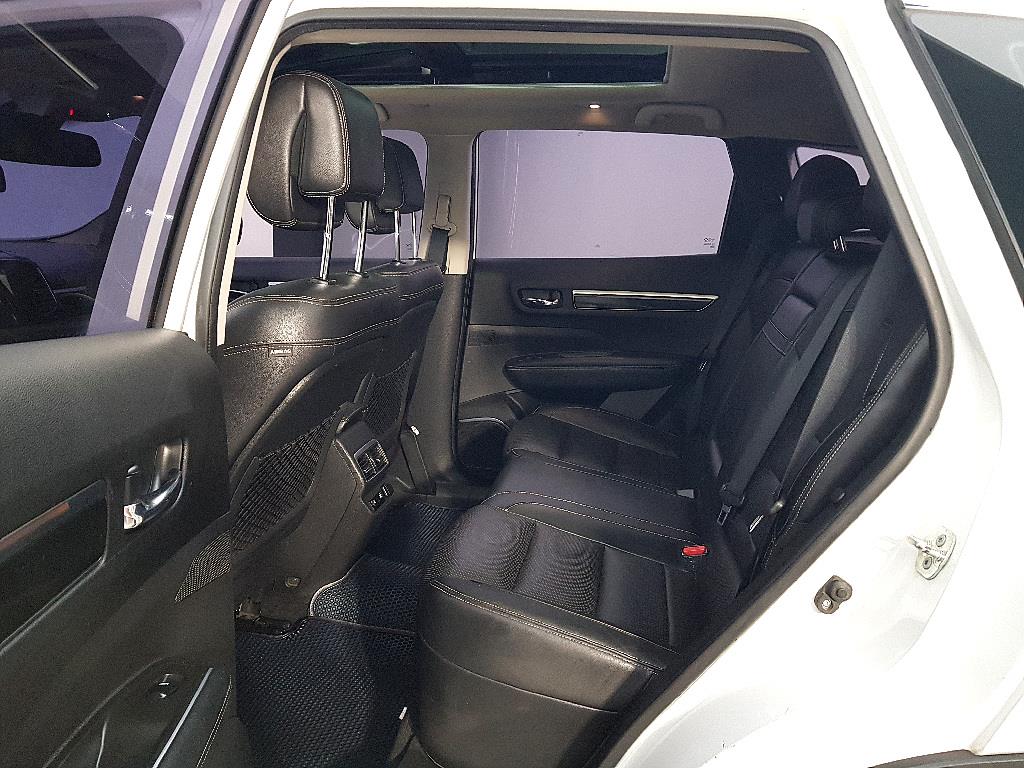 SAMSUNG QM6 - Vista 9