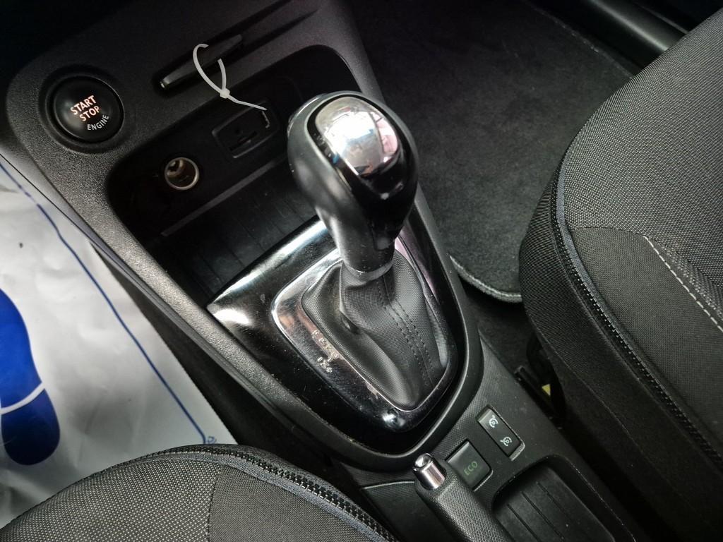 SAMSUNG QM3 - Vista 8