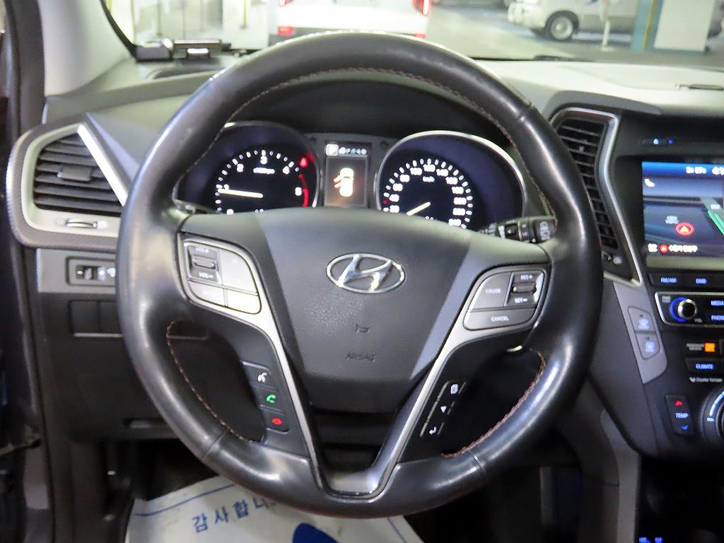 HYUNDAI Santa Fe - Vista 8