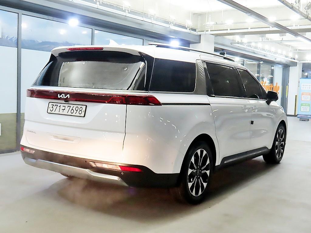 KIA Carnival - Vista 4
