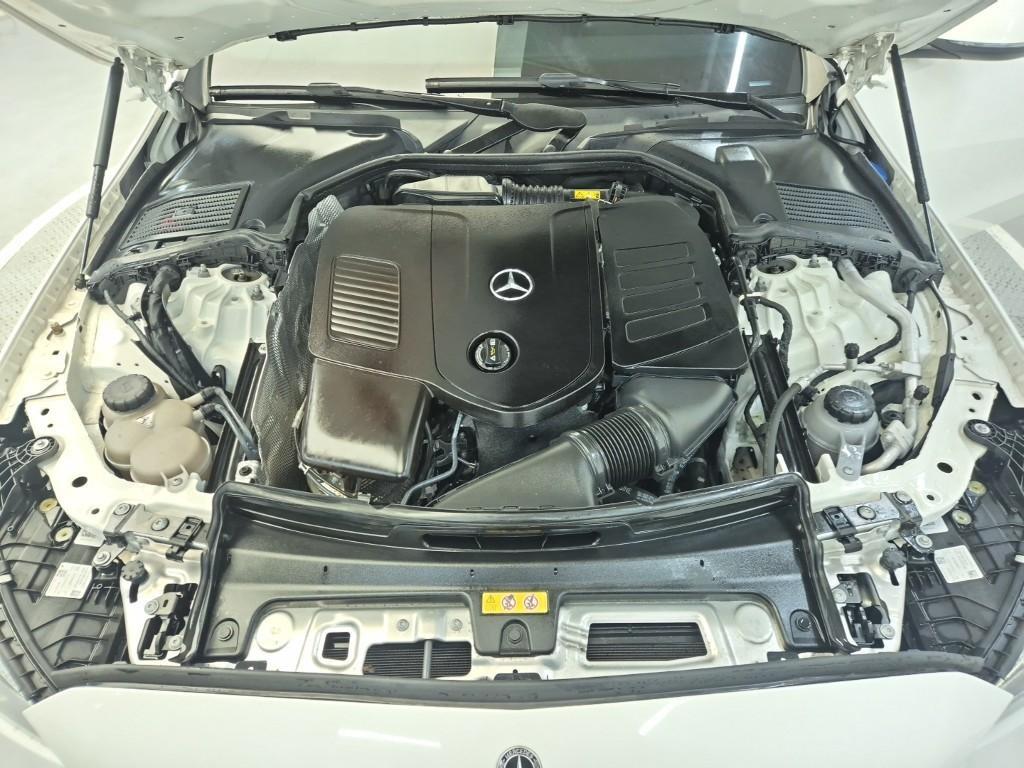 Mercedes Benz C Class - Vista 5