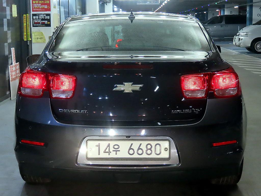 Chevrolet Malibu - Vista 5