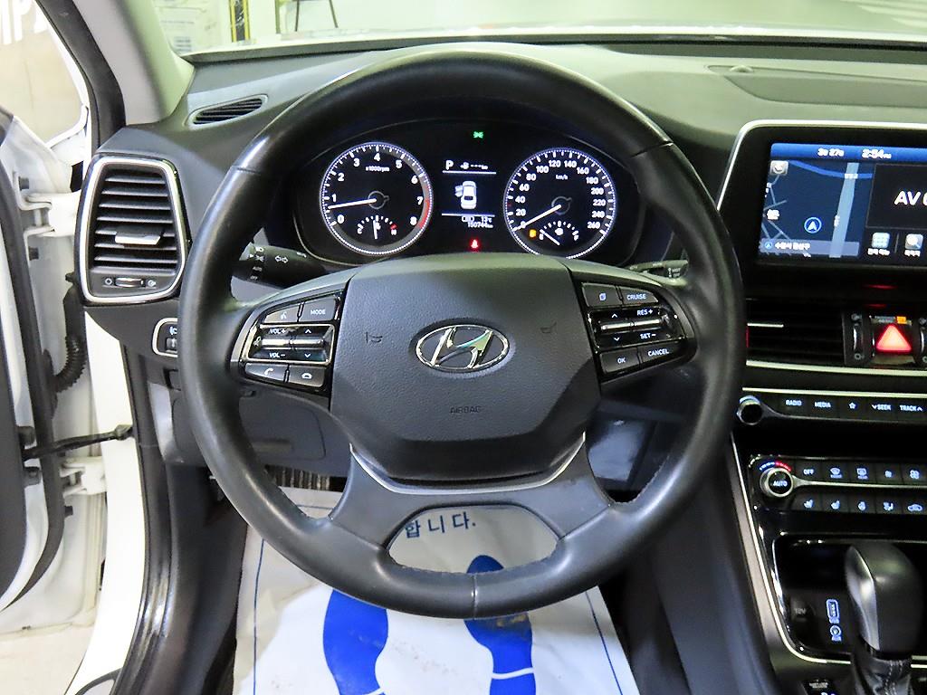 HYUNDAI Grandeur - Vista 8