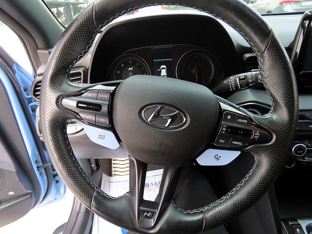 HYUNDAI Veloster - Vista 8