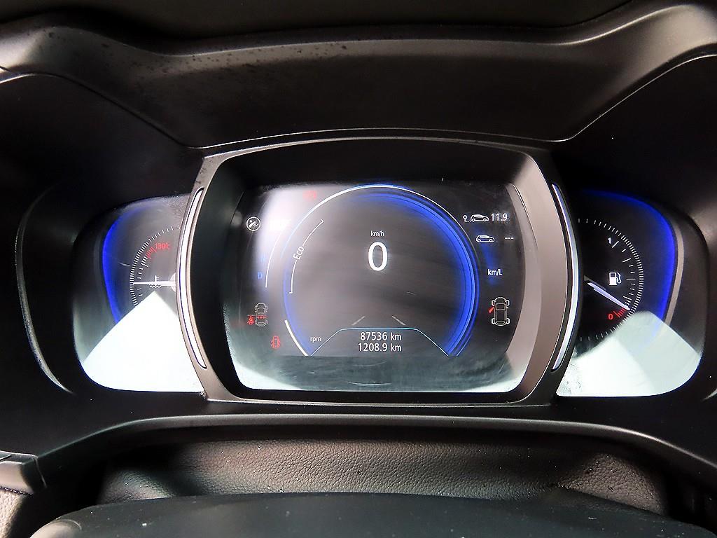 SAMSUNG QM6 - Vista 9