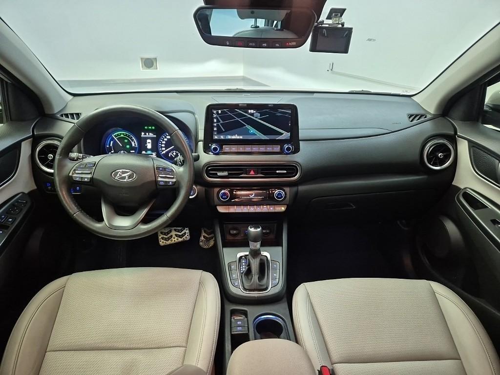 HYUNDAI Kona - Vista 7