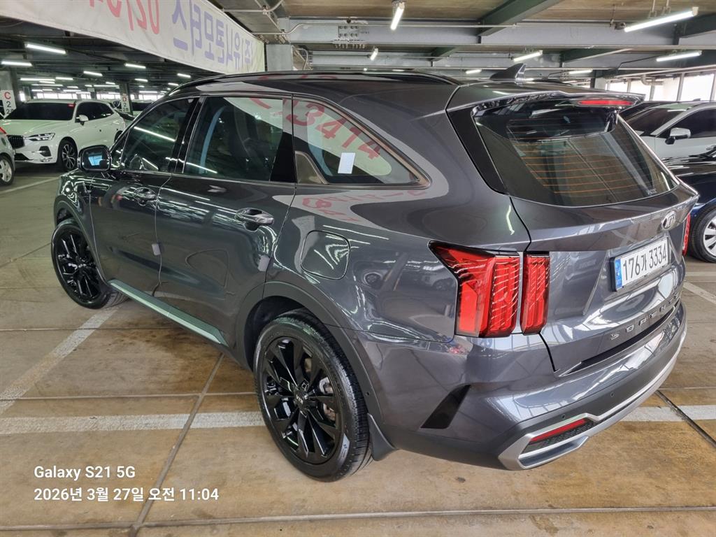 KIA Sorento - Vista 8