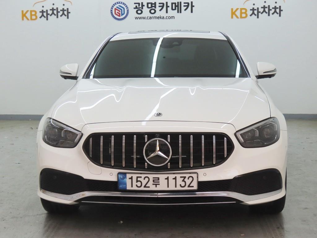 Mercedes Benz E class 2022 Blanco - Importación desde Corea - HF Imports Iquique - Foto 1