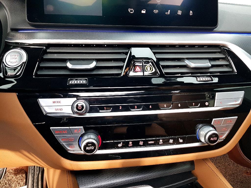 BMW 5 Series - Vista 11