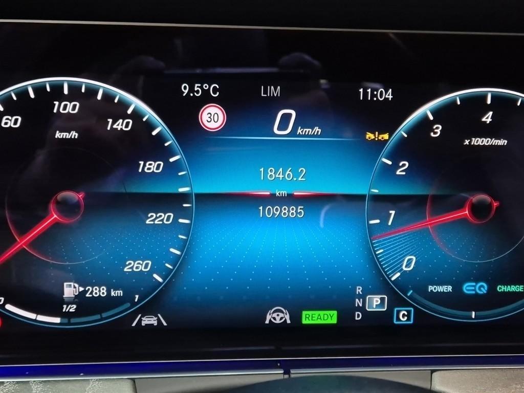 Mercedes Benz E class - Vista 6