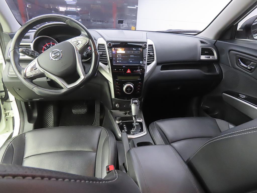 Ssangyong Tivoli - Vista 7