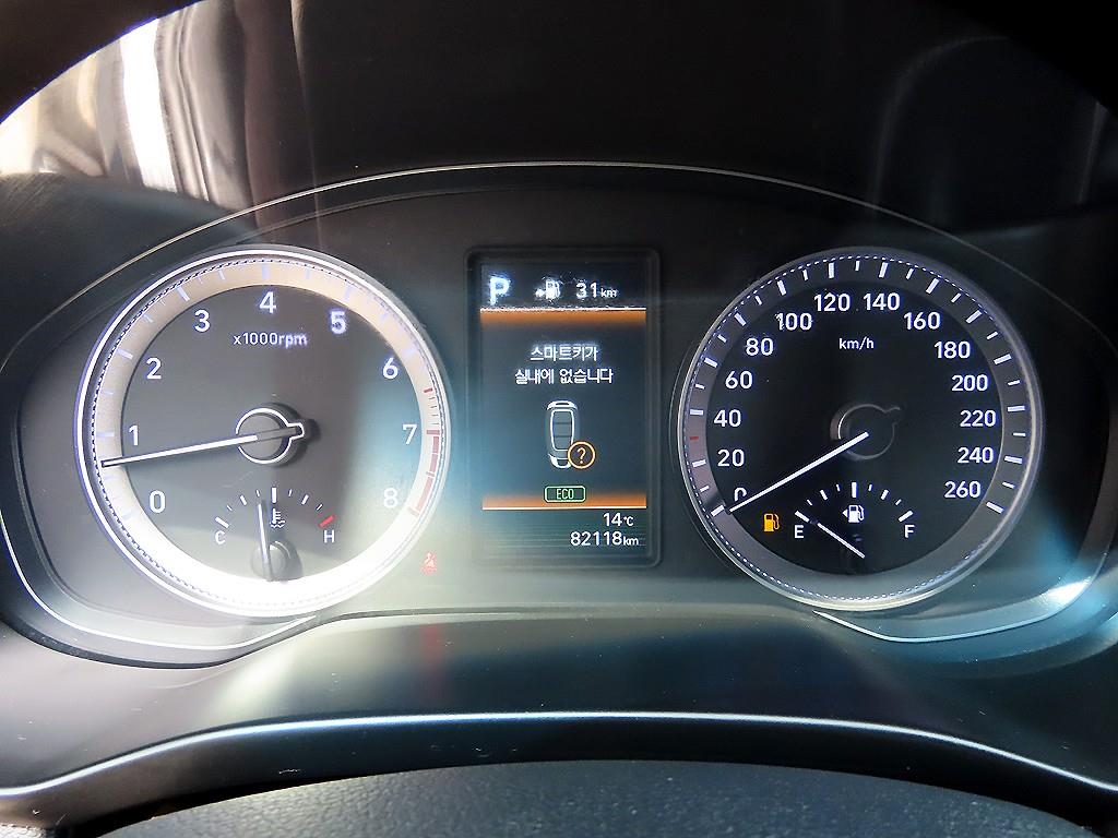 HYUNDAI Grandeur - Vista 9