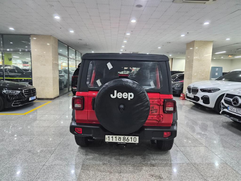 Jeep Wrangler - Vista 4