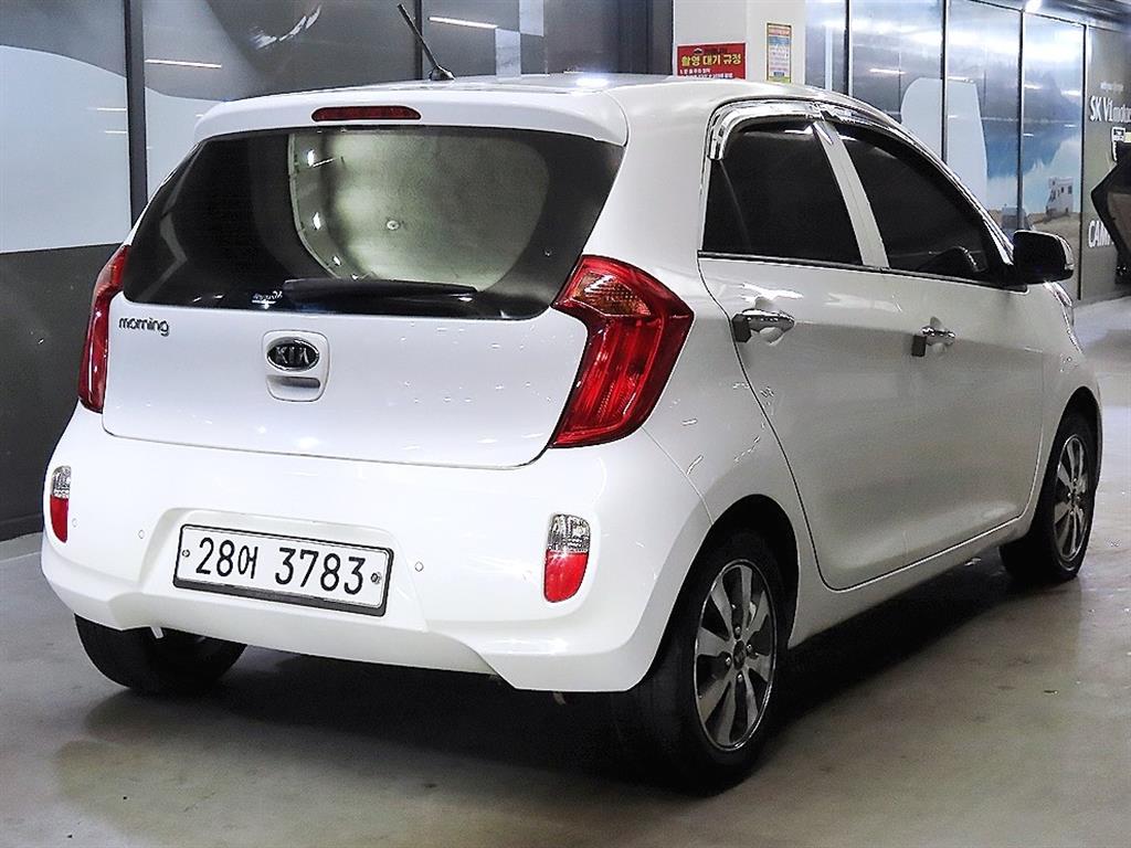 KIA Morning - Vista 4