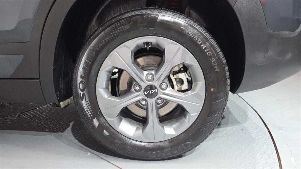 KIA Seltos - Vista 5