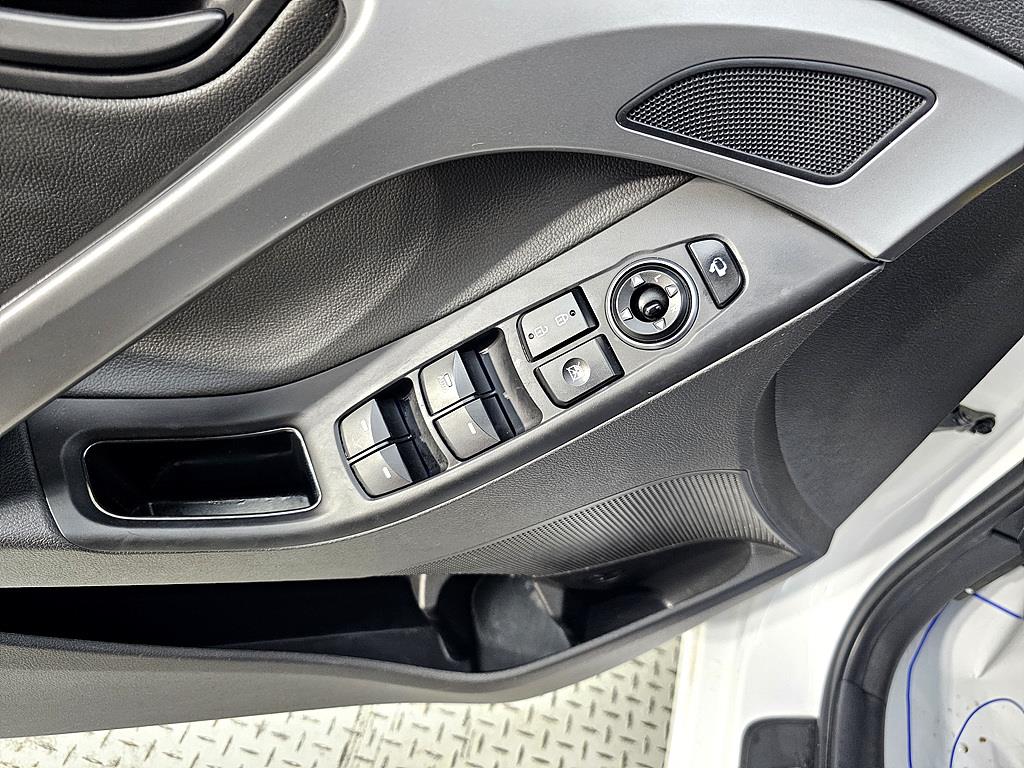 HYUNDAI Avante 2014 Blanco - Importación desde Corea - HF Imports Iquique - Foto 16