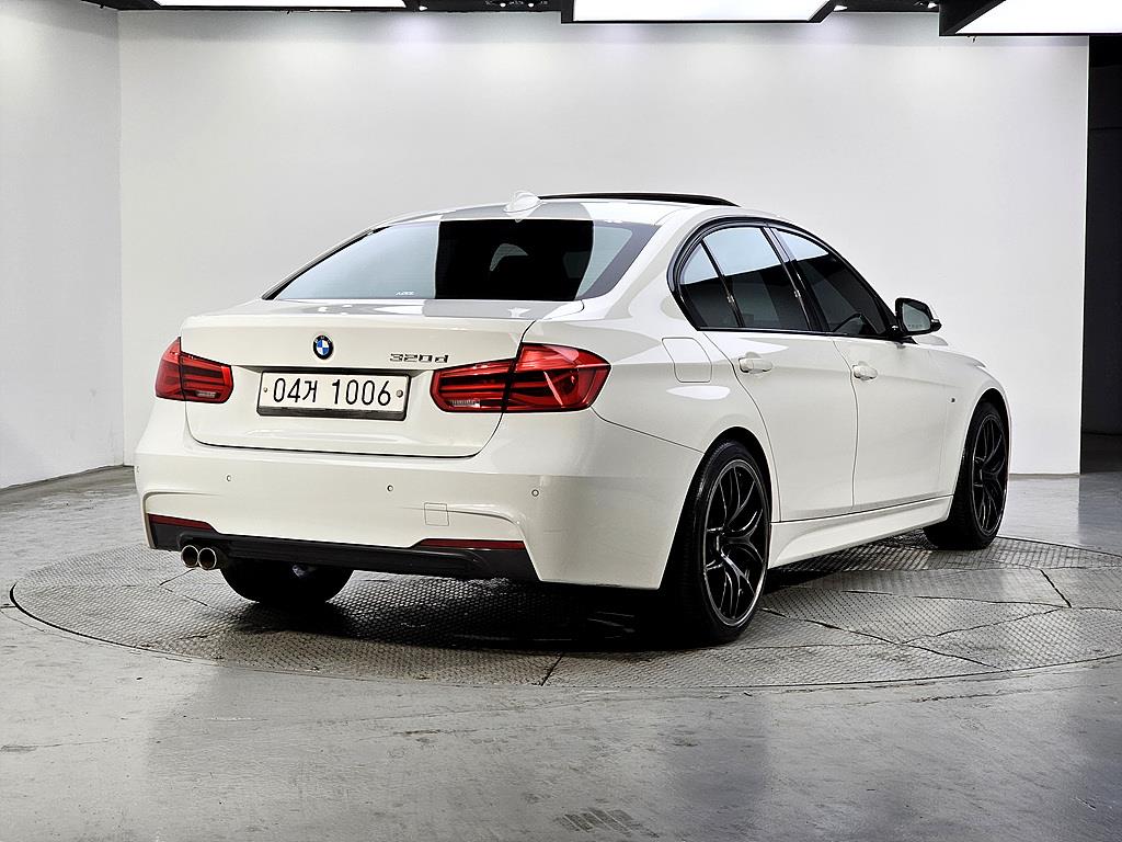 BMW 3 series - Vista 4