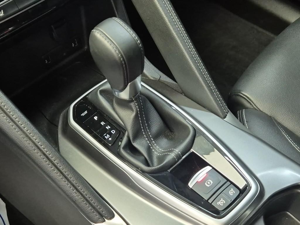 SAMSUNG QM6 - Vista 8