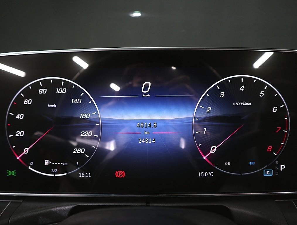 Mercedes Benz CLE Class - Vista 8