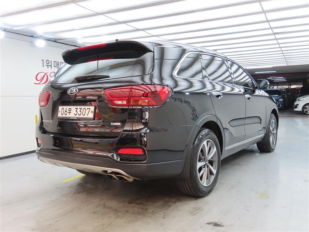KIA Sorento - Vista 4
