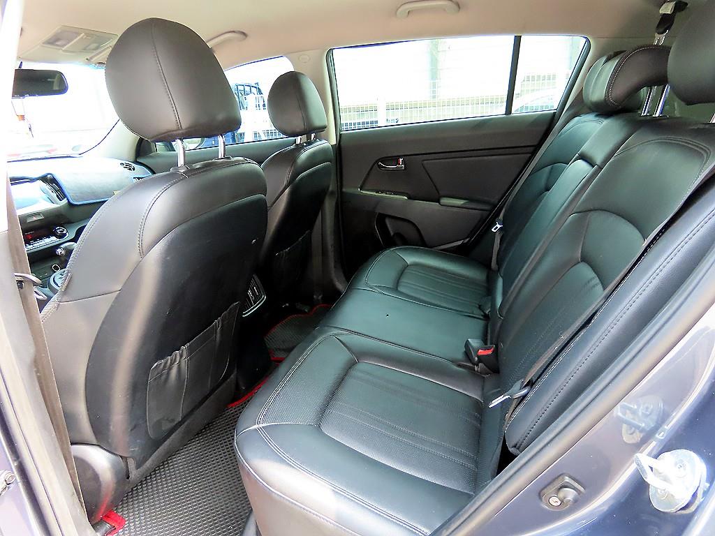 KIA Sportage - Vista 6