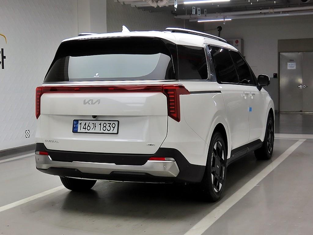 KIA Carnival - Vista 4