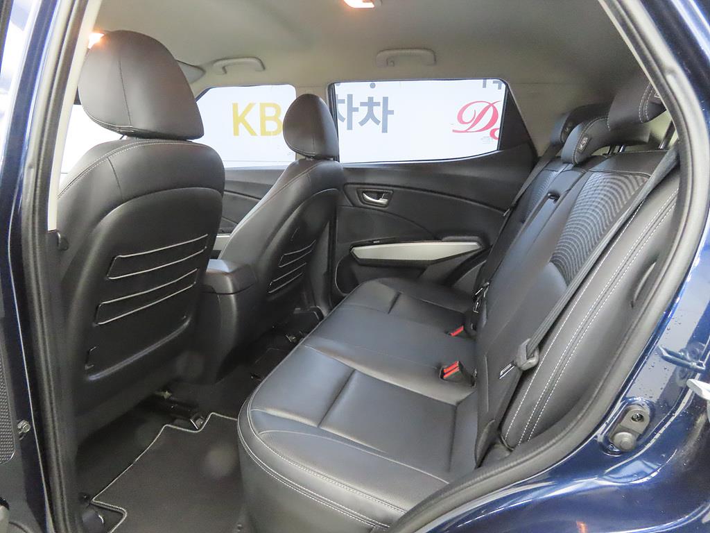 Ssangyong Tivoli - Vista 6