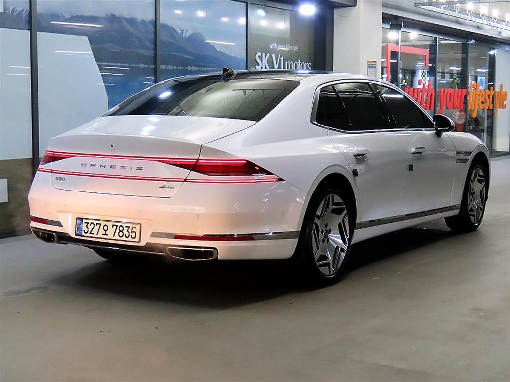 Genesis G90 - Vista 4