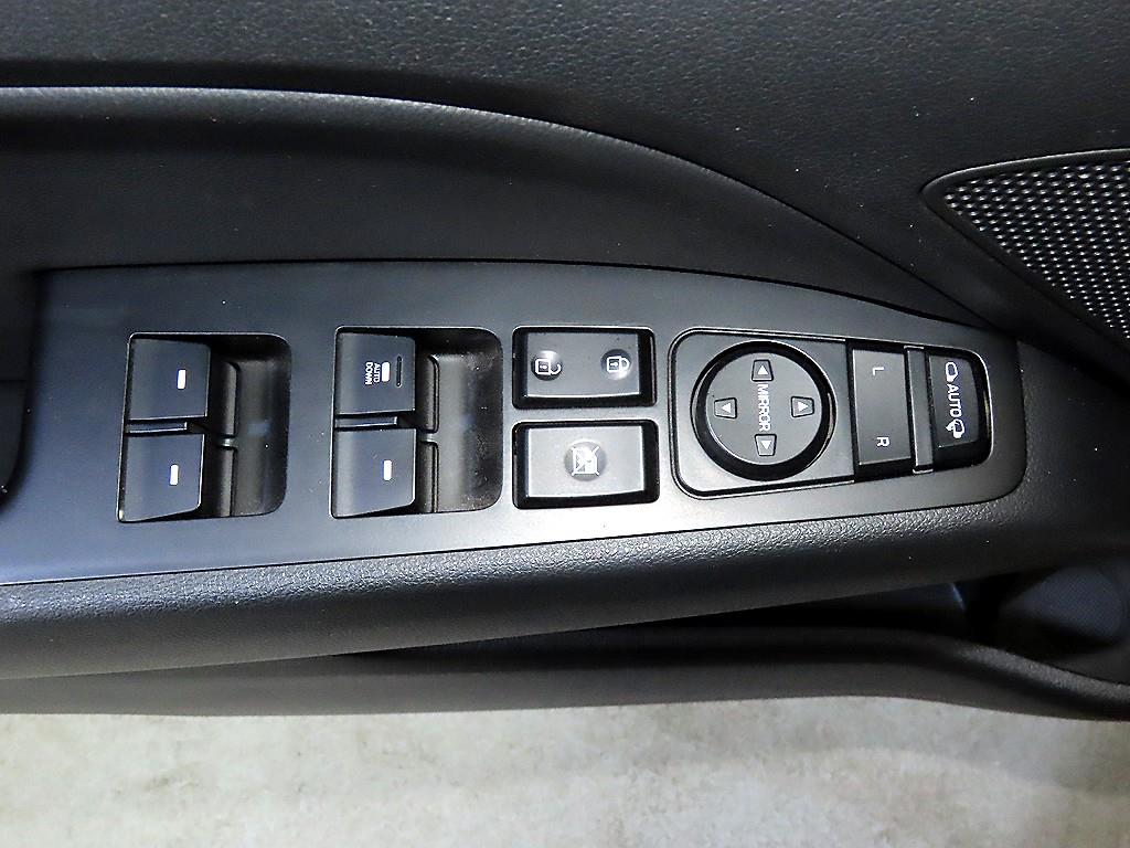 HYUNDAI Avante 2020 Blanco - Importación desde Corea - HF Imports Iquique - Foto 13