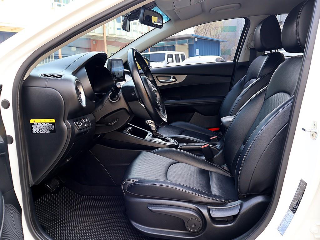 KIA K3 2019 Blanco - Importación desde Corea - HF Imports Iquique - Foto 12