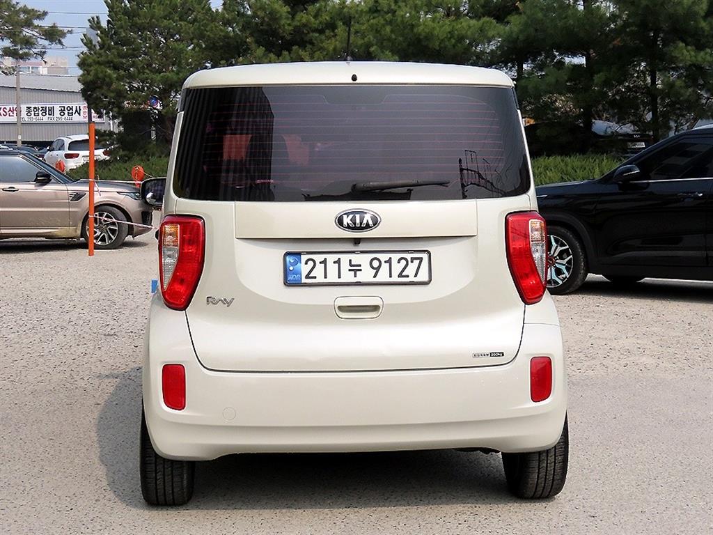 KIA Ray - Vista 4