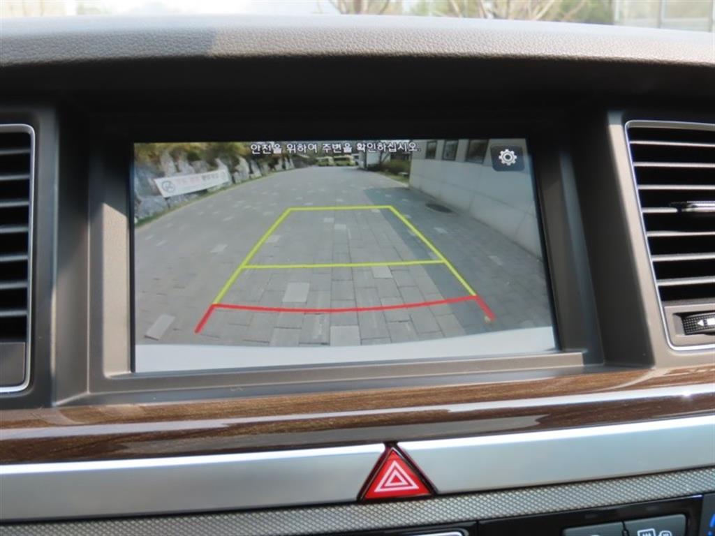 Genesis G80 2017 Blanco - Importación desde Corea - HF Imports Iquique - Foto 9