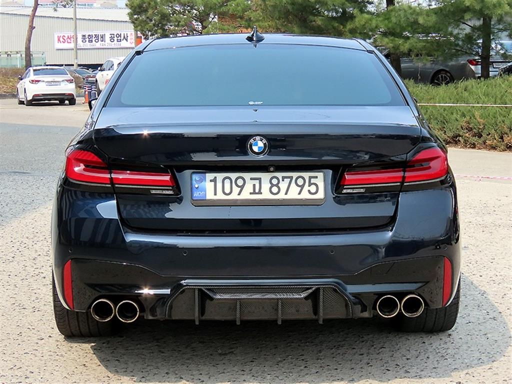 BMW 5 Series - Vista 4