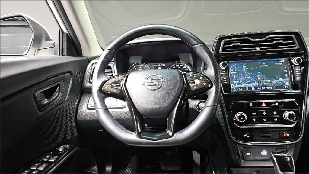 Ssangyong Tivoli 2021 Blanco - Importación desde Corea - HF Imports Iquique - Foto 13