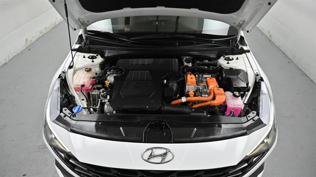 HYUNDAI Avante - Vista 7