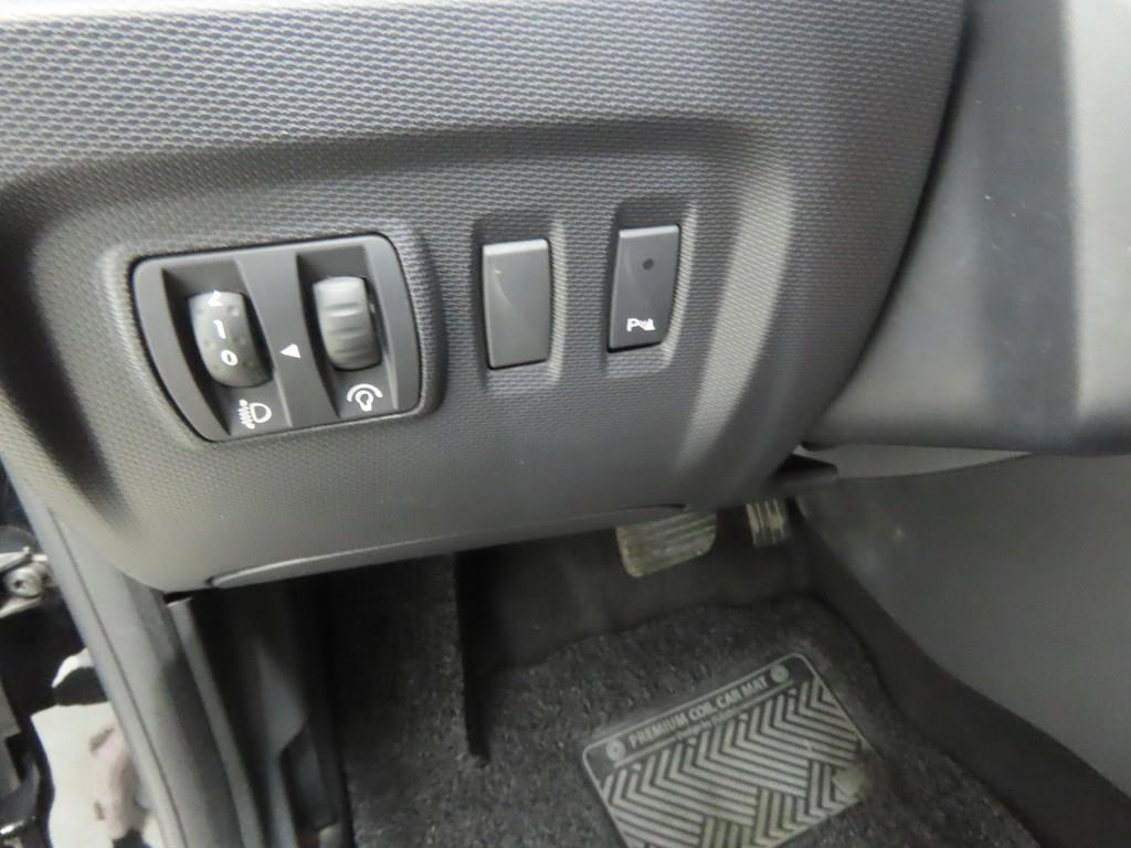 SAMSUNG QM3 - Vista 11