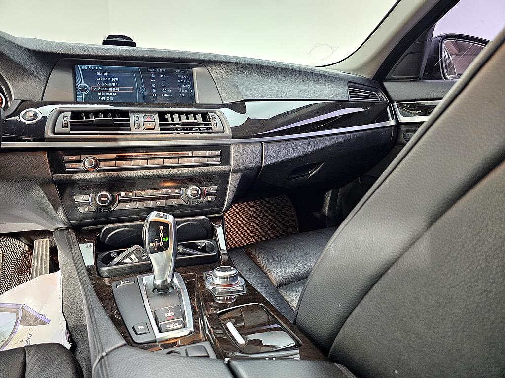 BMW 5 Series - Vista 10