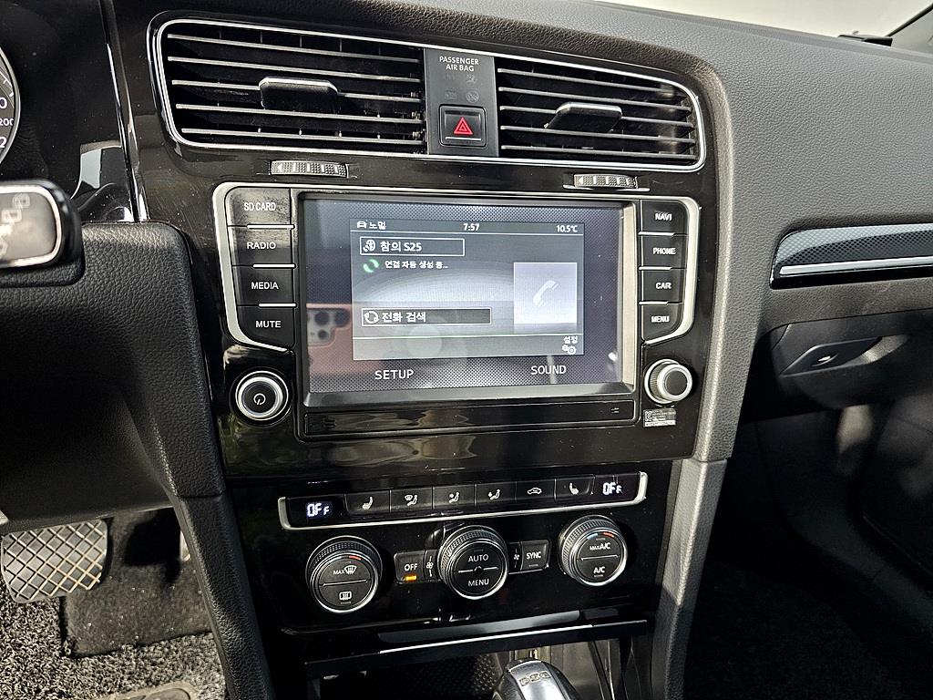 Volkswagen Golf 2015 Negro - Importación desde Corea - HF Imports Iquique - Foto 14