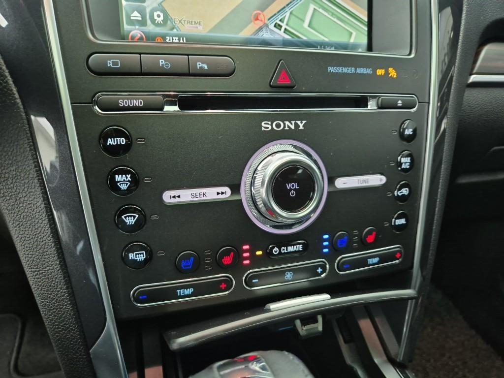 Ford Explorer - Vista 10