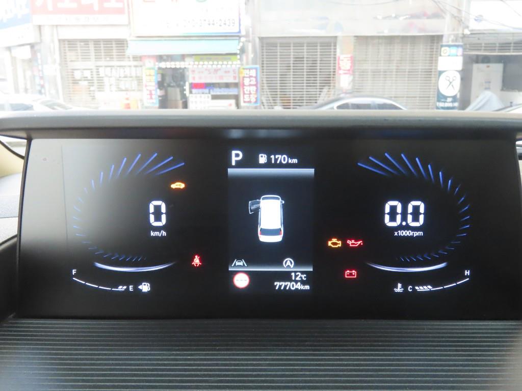 HYUNDAI Staria - Vista 7