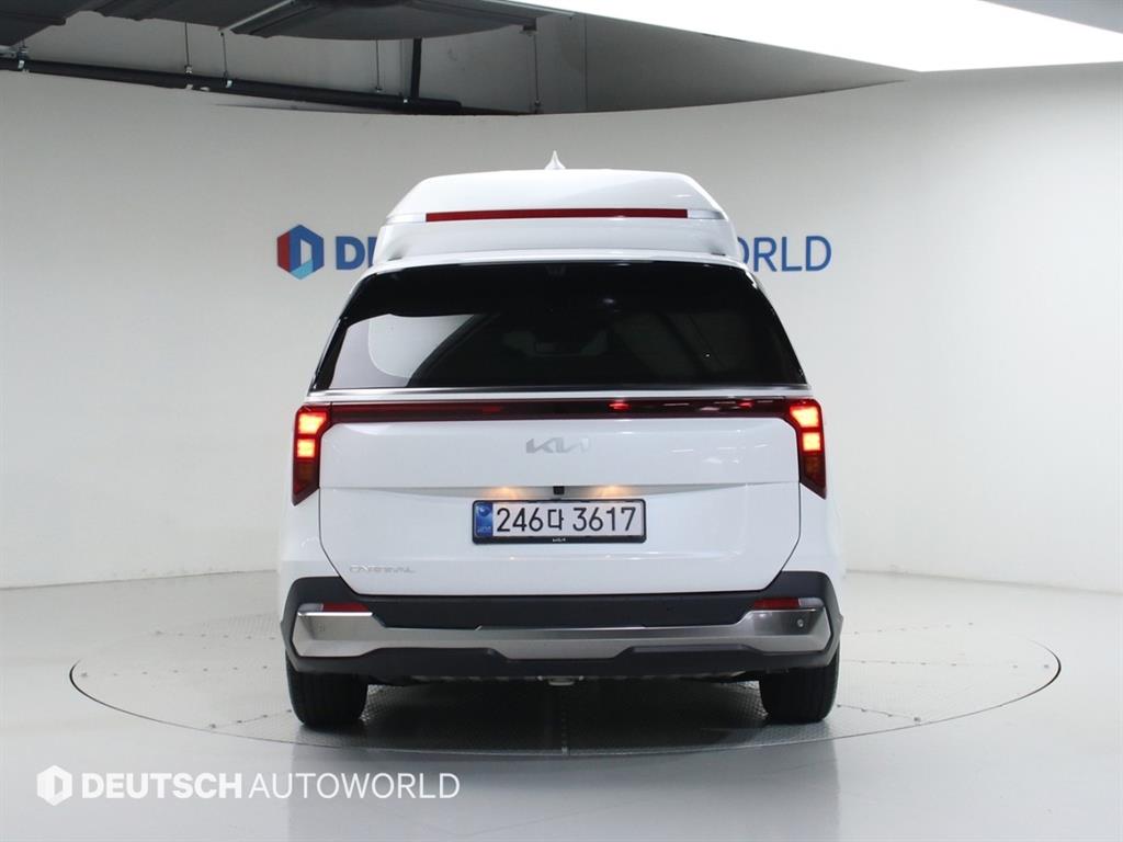 KIA Carnival - Vista 4