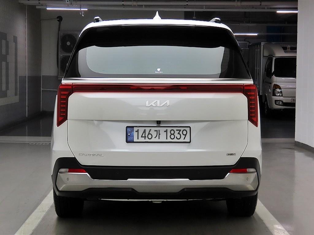 KIA Carnival - Vista 3
